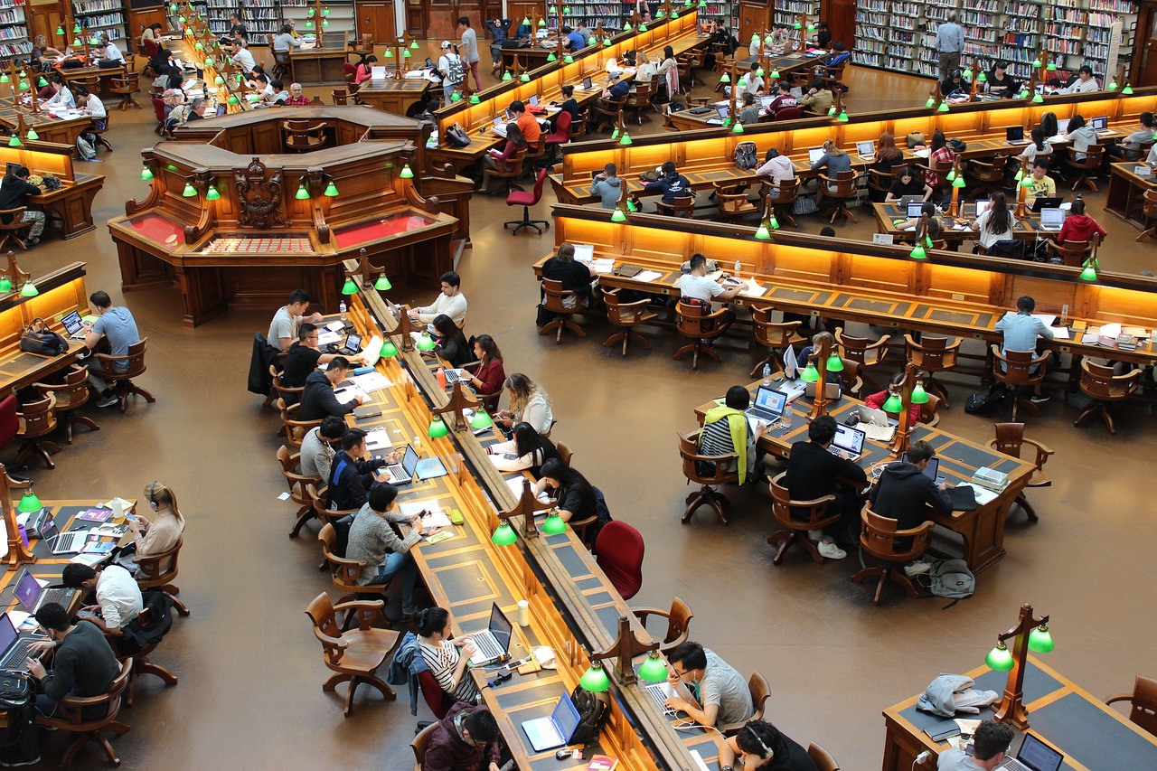 Invest Your Talent in Italy Scholarship